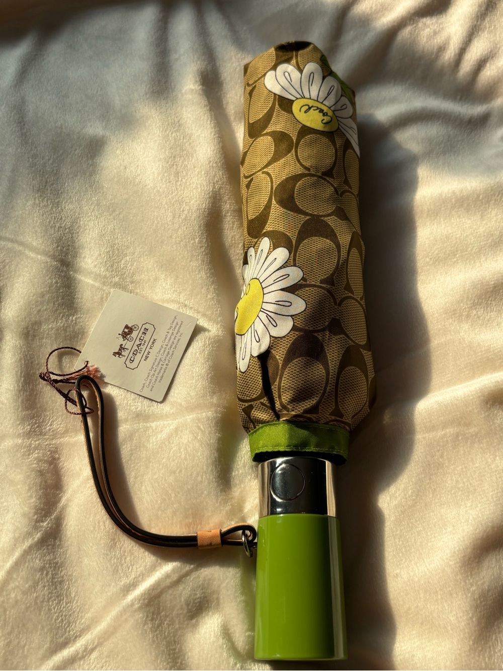 NWT ✨Rare Vintage Coach Signature C Daisy Umbrella (Green/Khaki)✨ - Picture 1 of 16